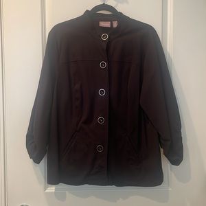 Chicos light black jacket with rushed sleeves.